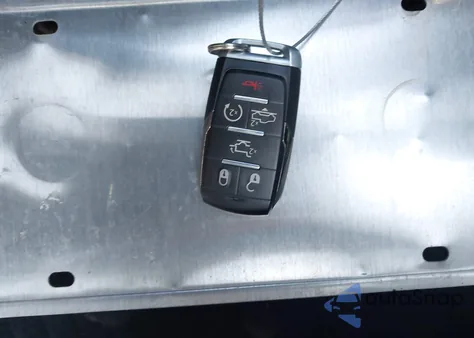 2021 Ram 1500 Limited 4X4 5'7 Box from USA, damaged, VIN 1C6SRFHT1MN605483